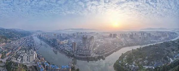 2 赤水河贵州省赤水市段 中国水利报通讯员 罗星汉 摄.jpg